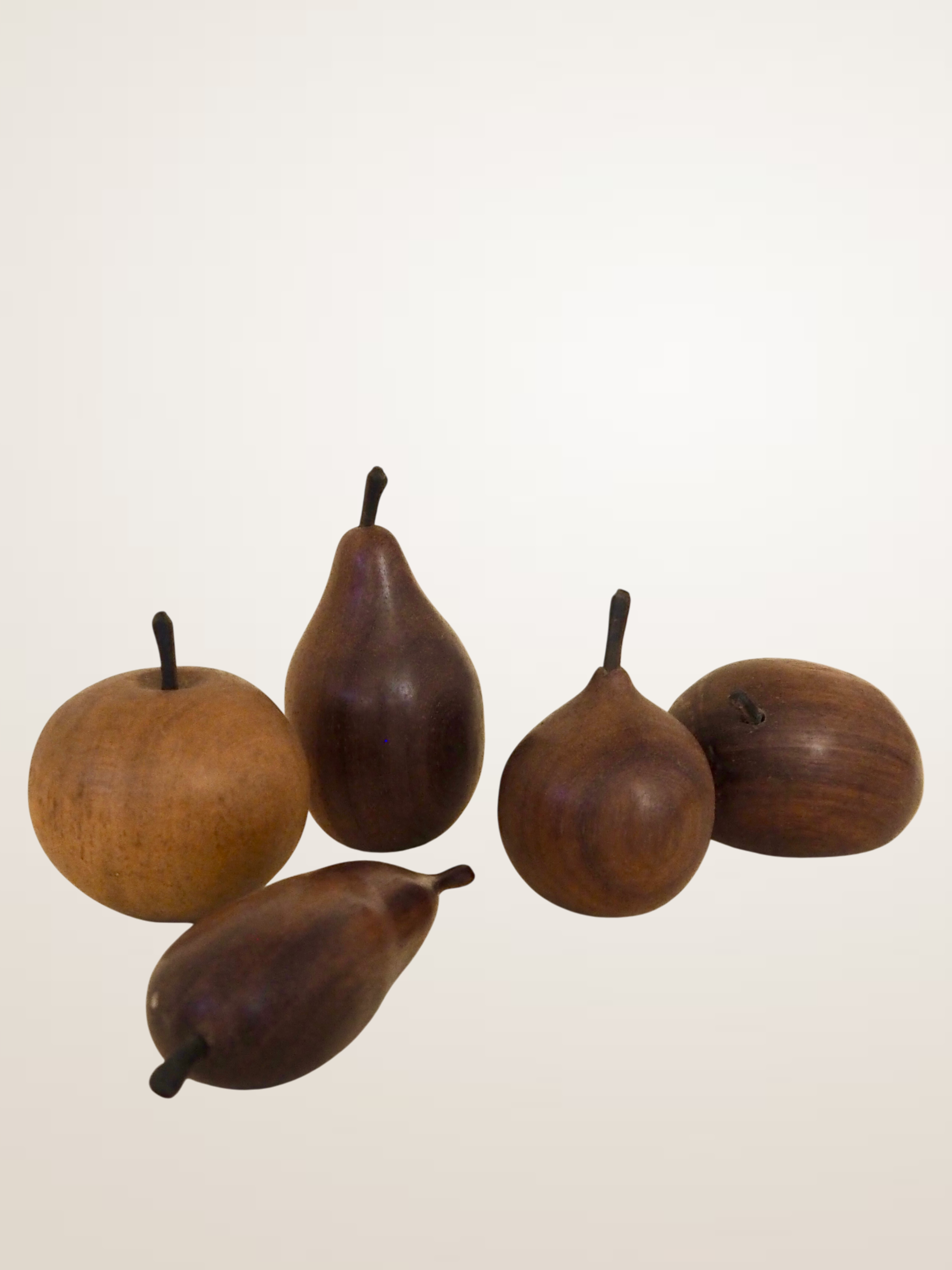 Ensemble de fruits décoratifs en teck