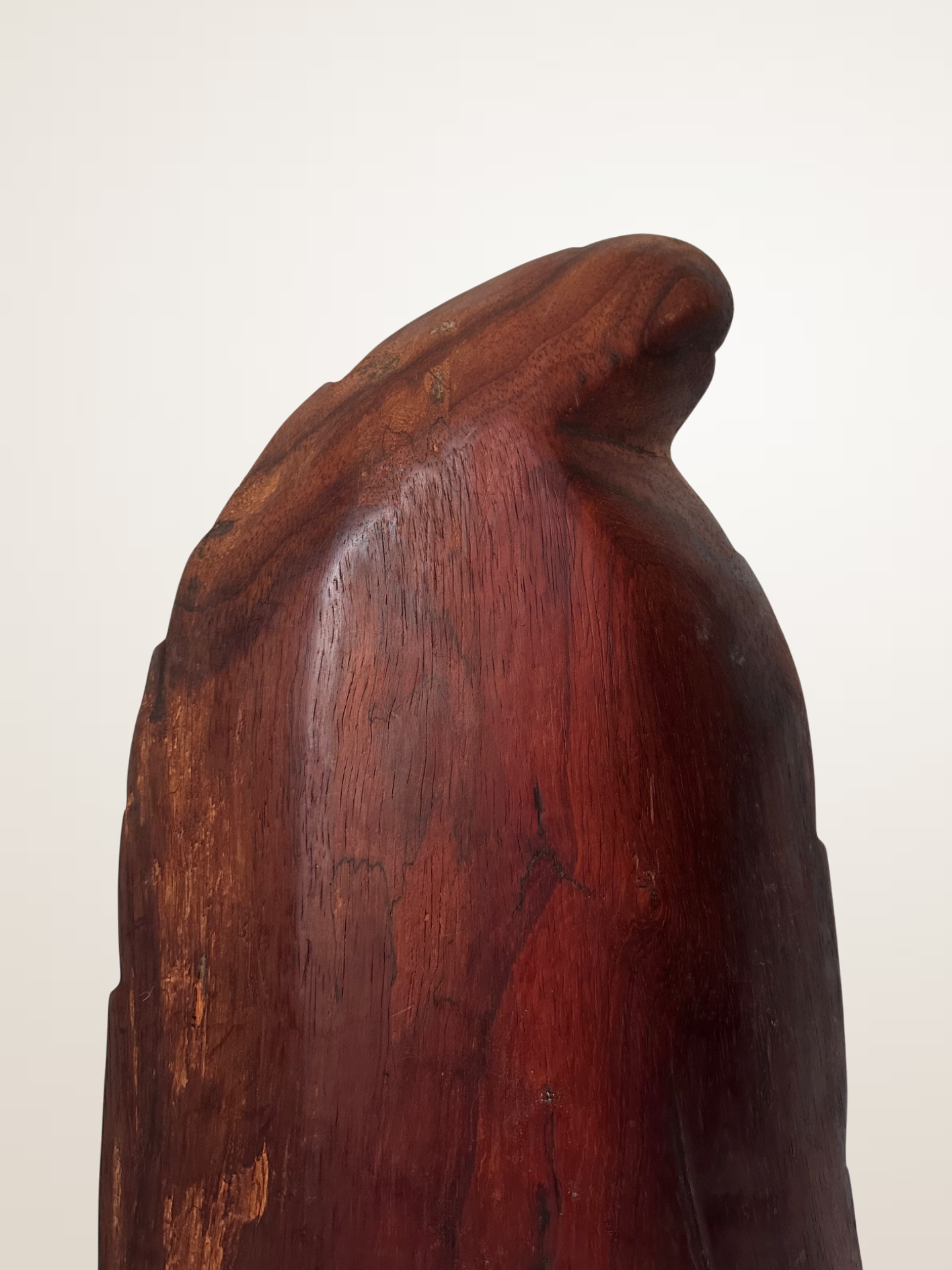 Grand vide-poche décoratif en bois sculpté en forme de feuille