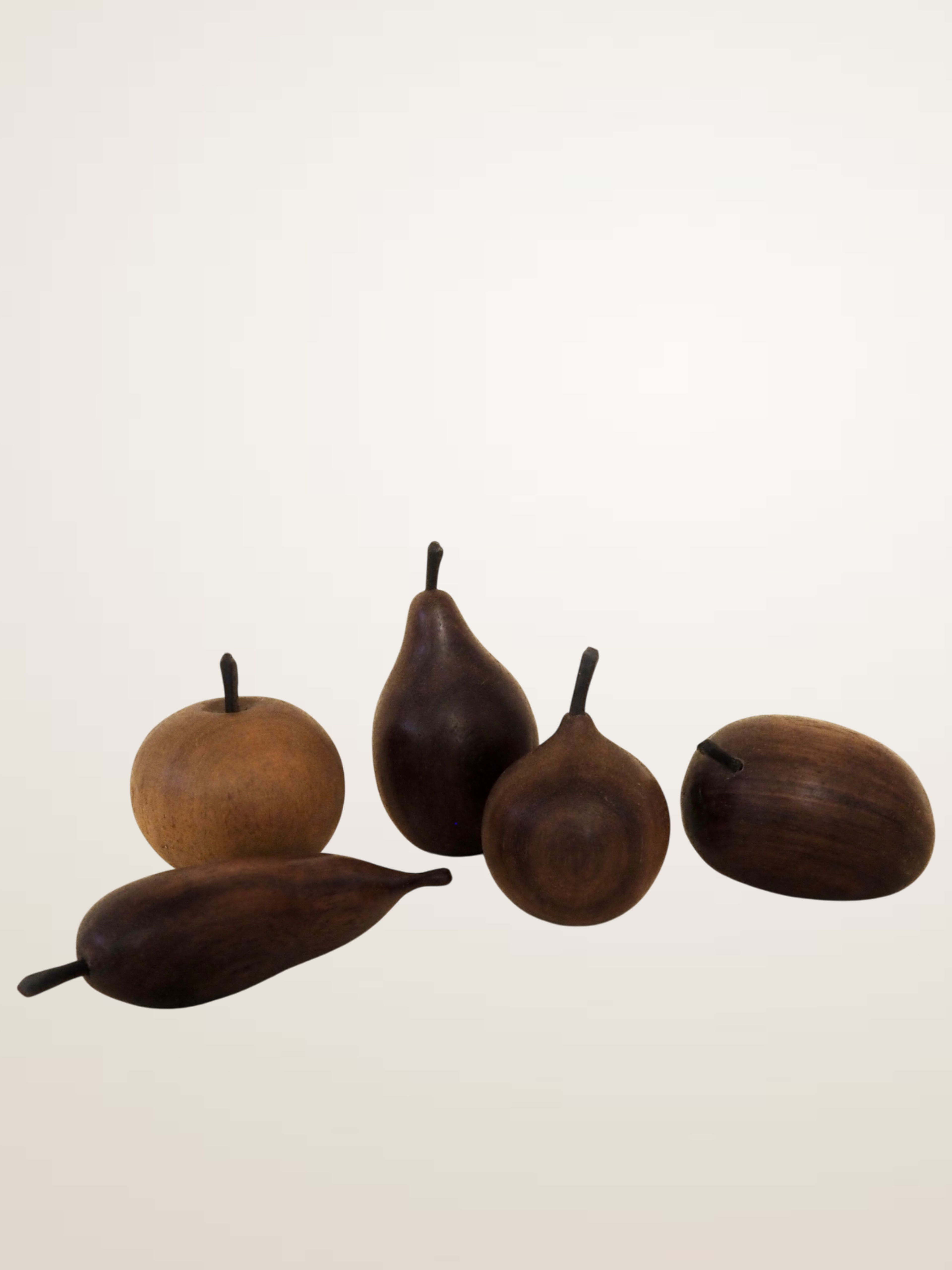 Ensemble de fruits décoratifs en teck