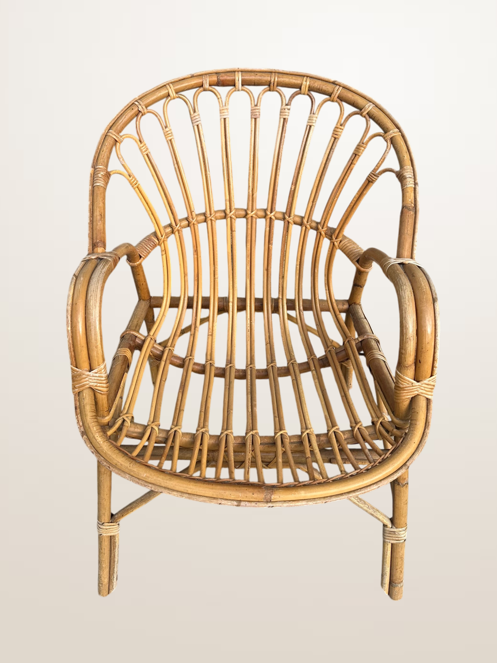 Fauteuil corbeille en rotin