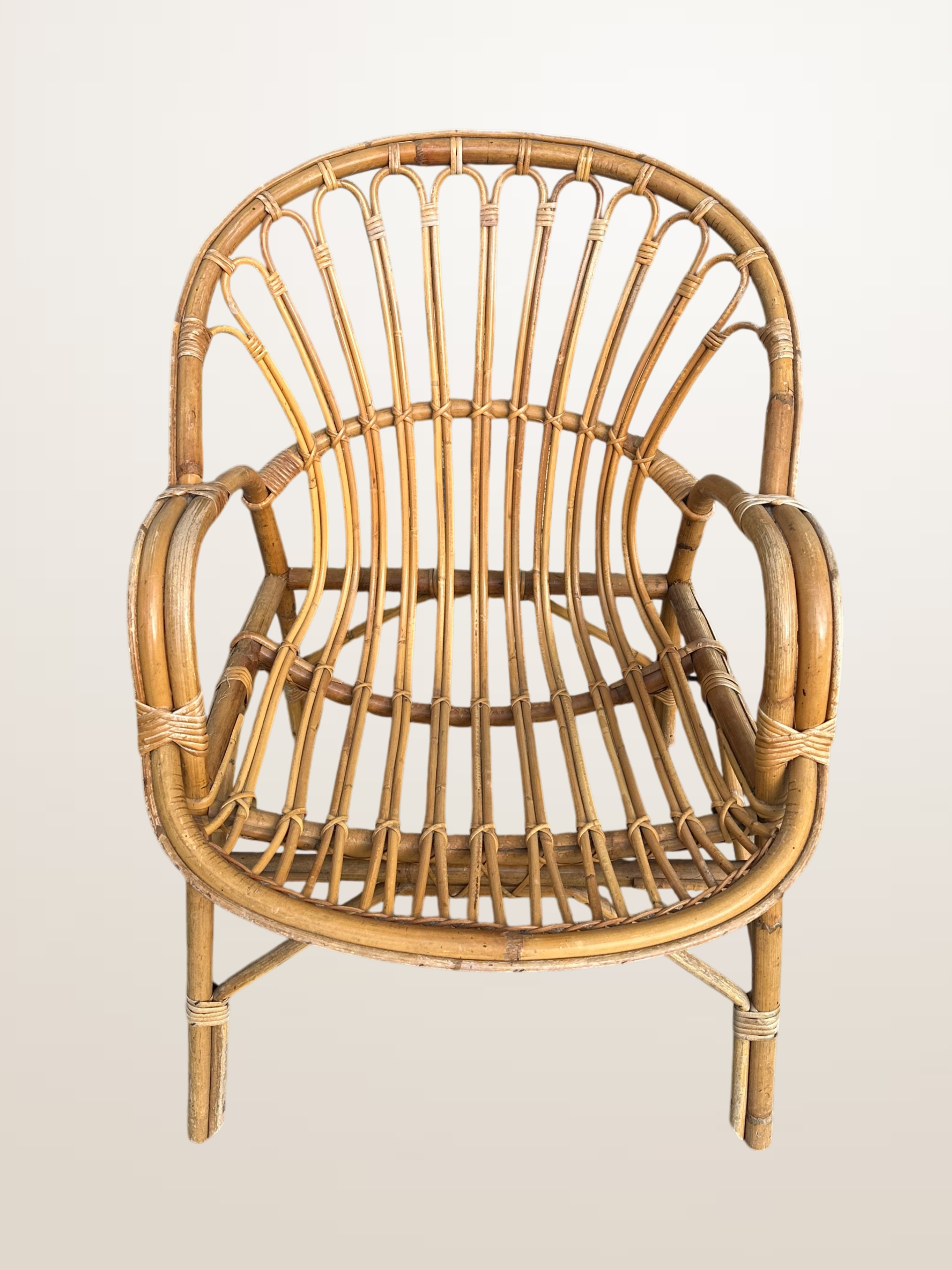 Fauteuil corbeille en rotin