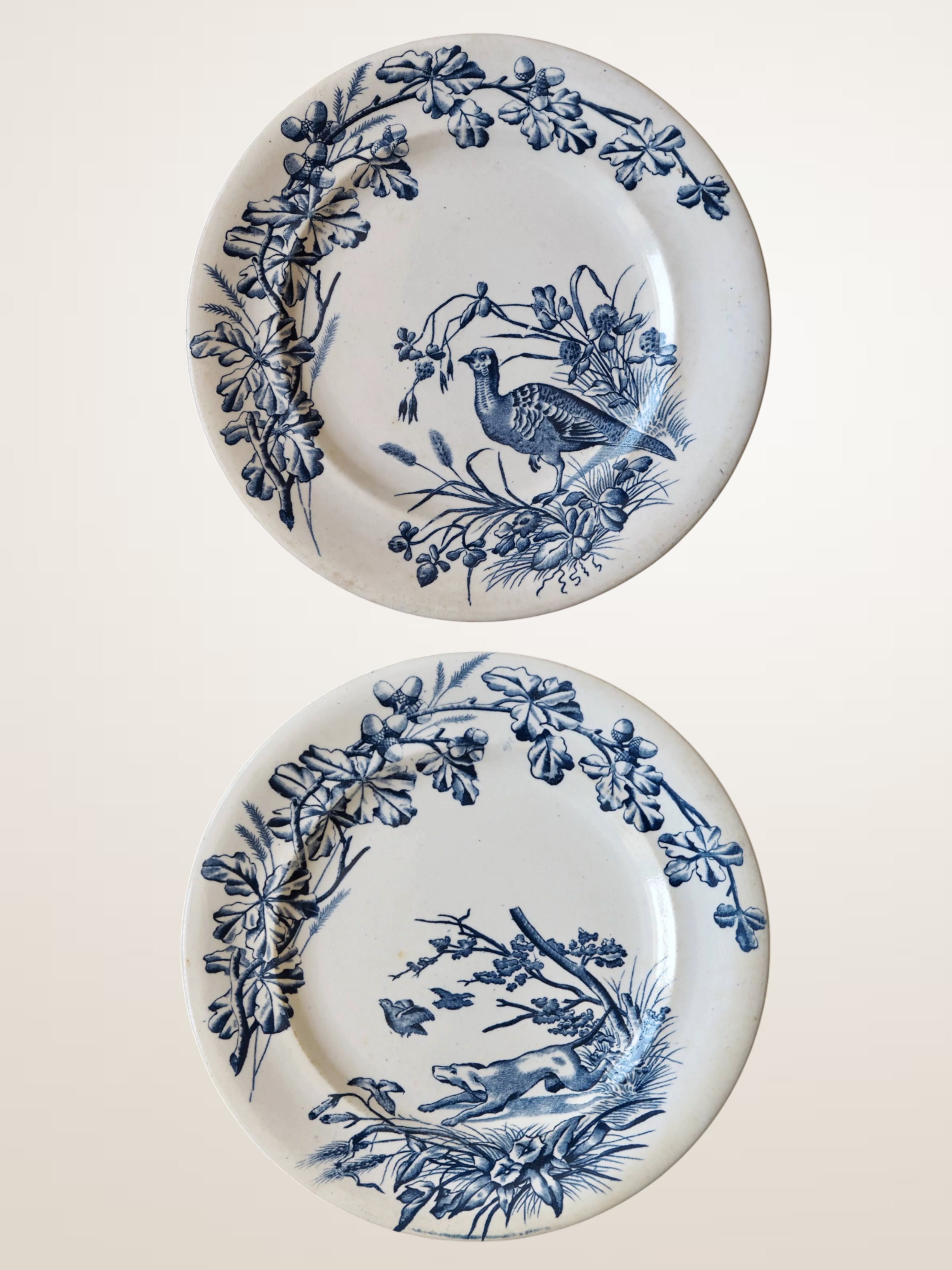 Paire d’assiettes J.S. et cie Terre de Fer "Chasse"