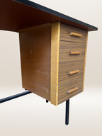 Bureau vintage en formica et métal