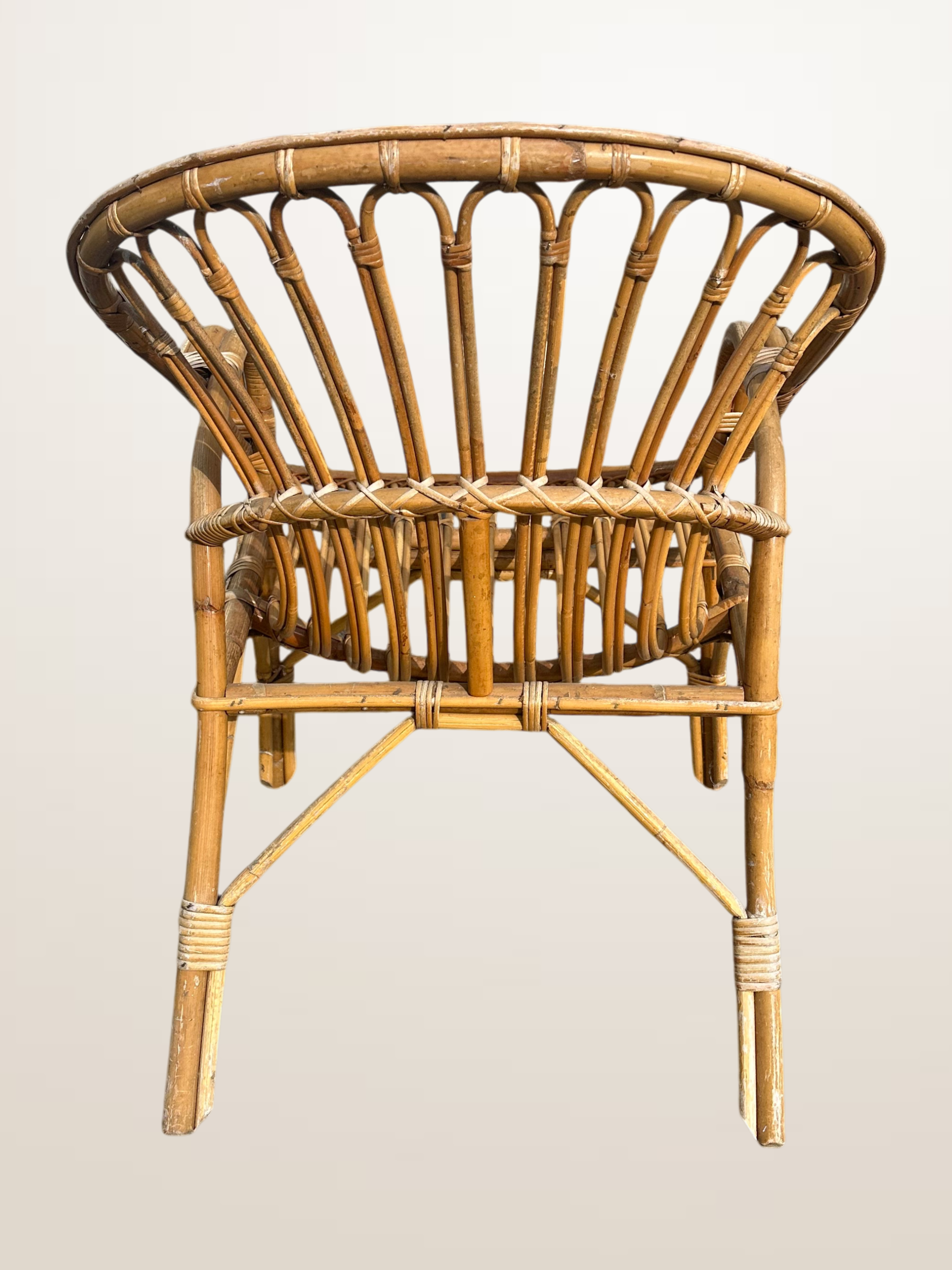 Fauteuil corbeille en rotin
