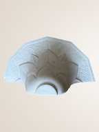 Paire d'appliques en plâtre, décor palmettes, XXe
