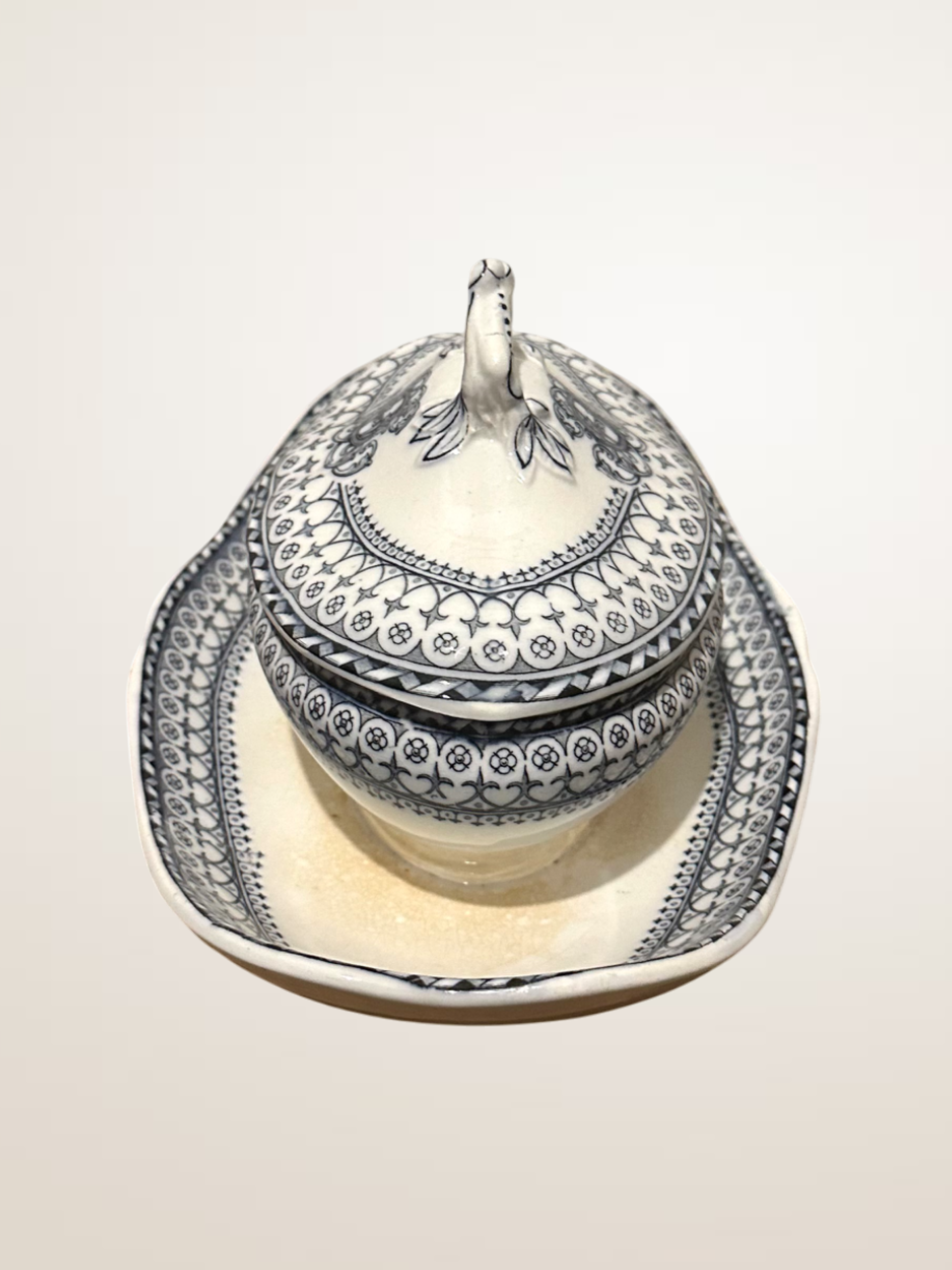 Pot à sauce en faïence fine Mintons à décor imprimé bleu