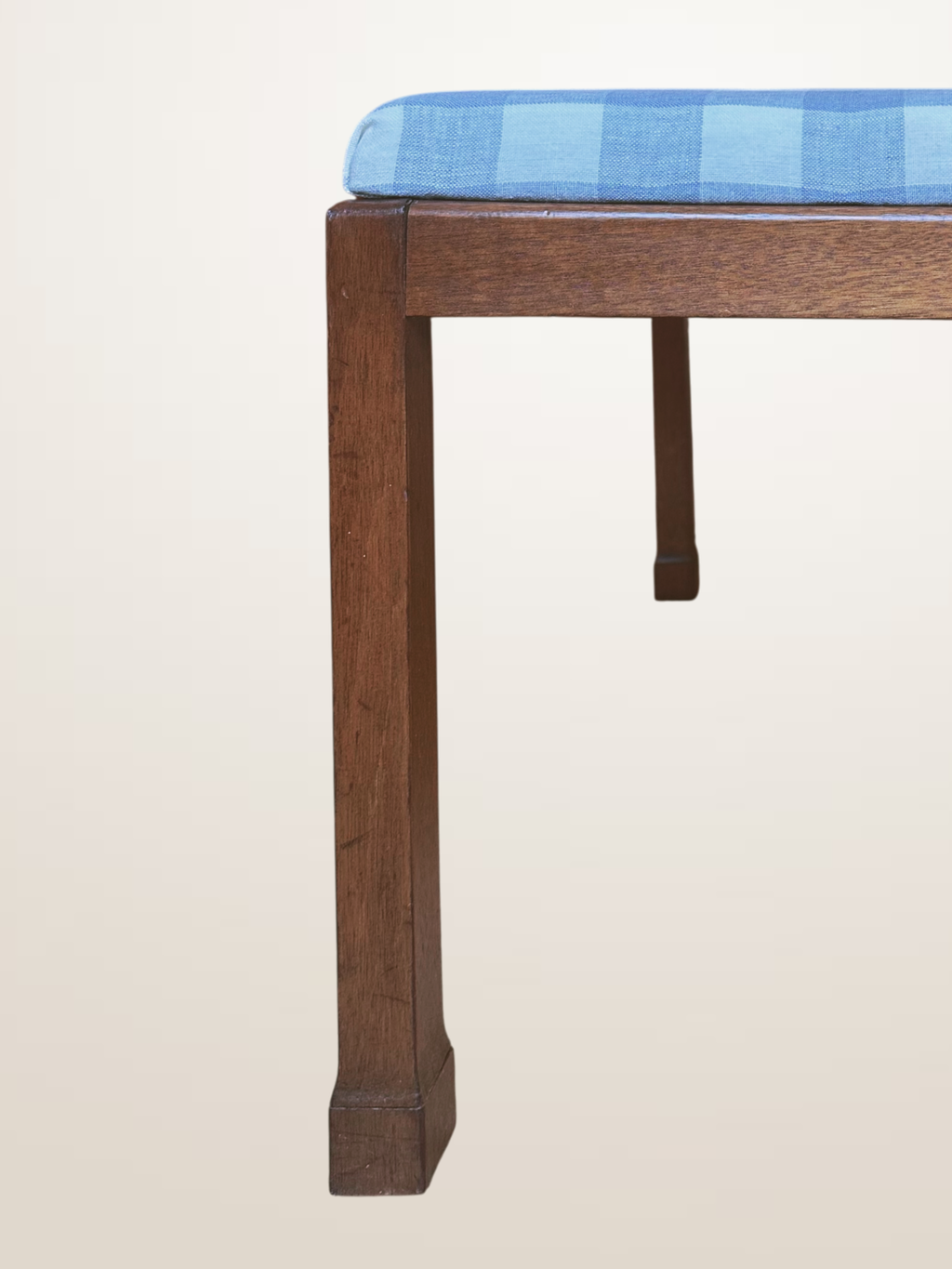 Table basse ottoman en bois et tissu vichy