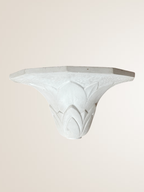 Paire d'appliques en plâtre, décor palmettes, XXe