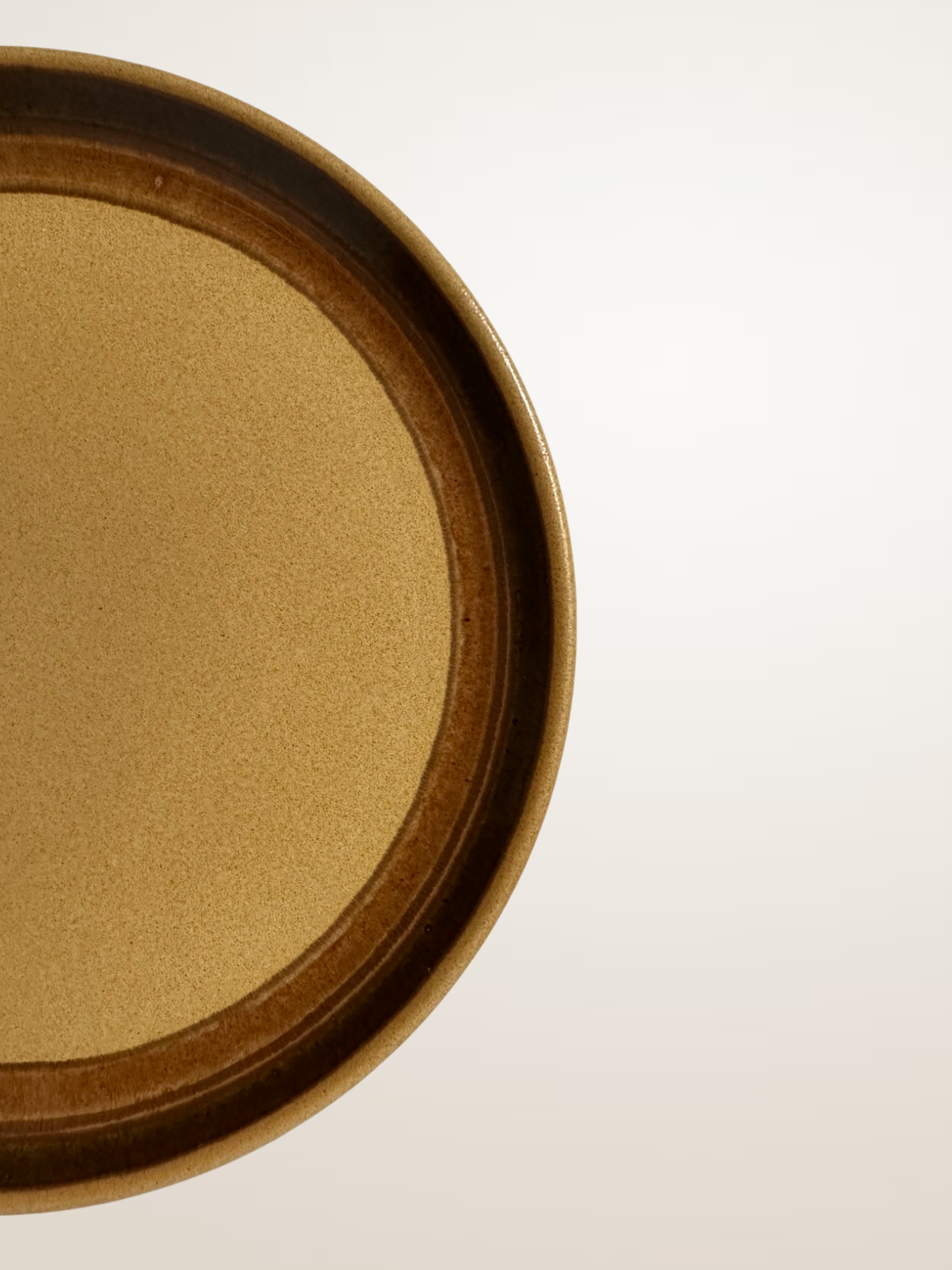 Set de six assiettes à dessert en grès émaillé