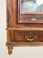 Vitrine ancienne en bois massif