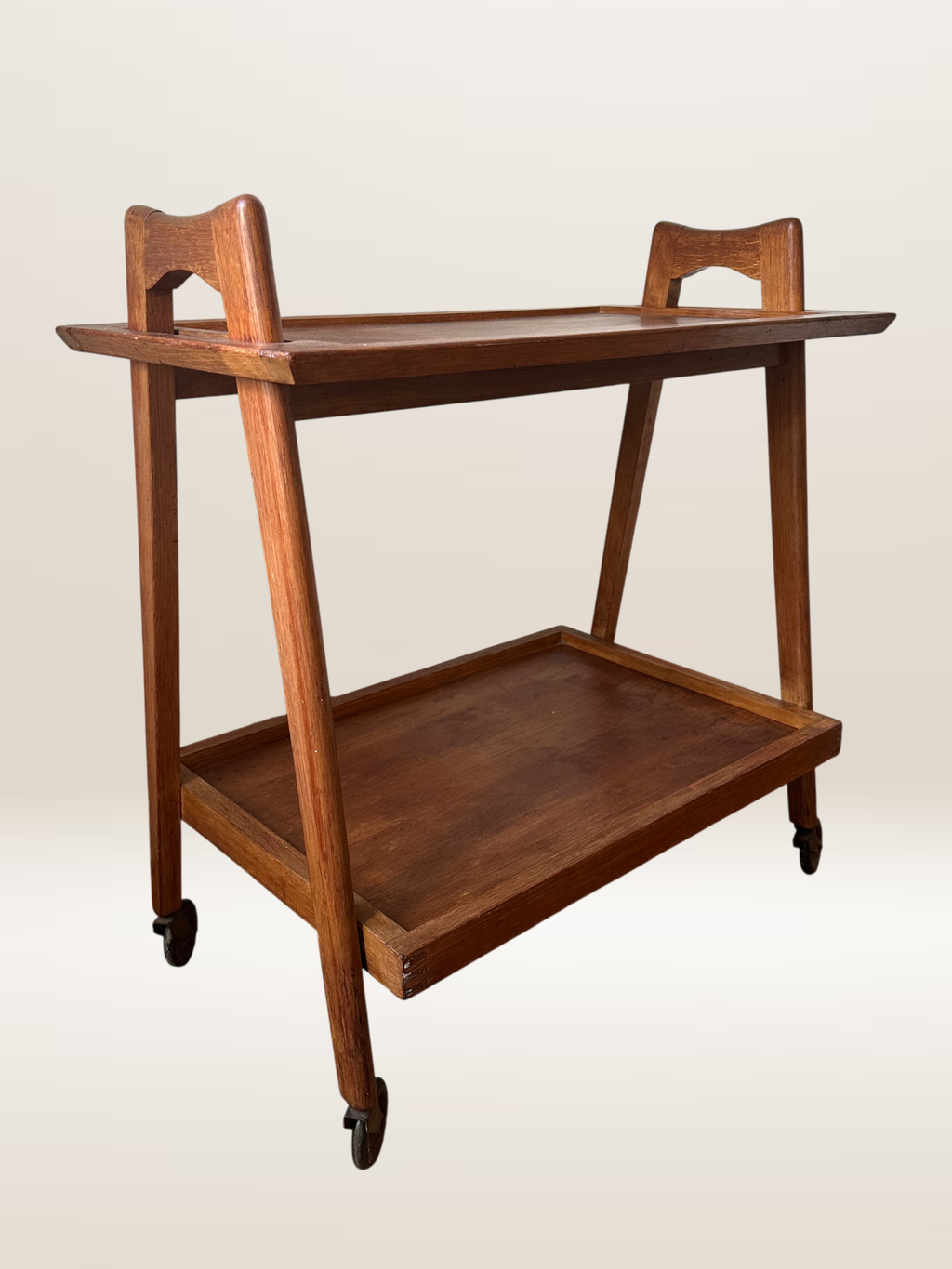 Desserte roulante scandinave en teck