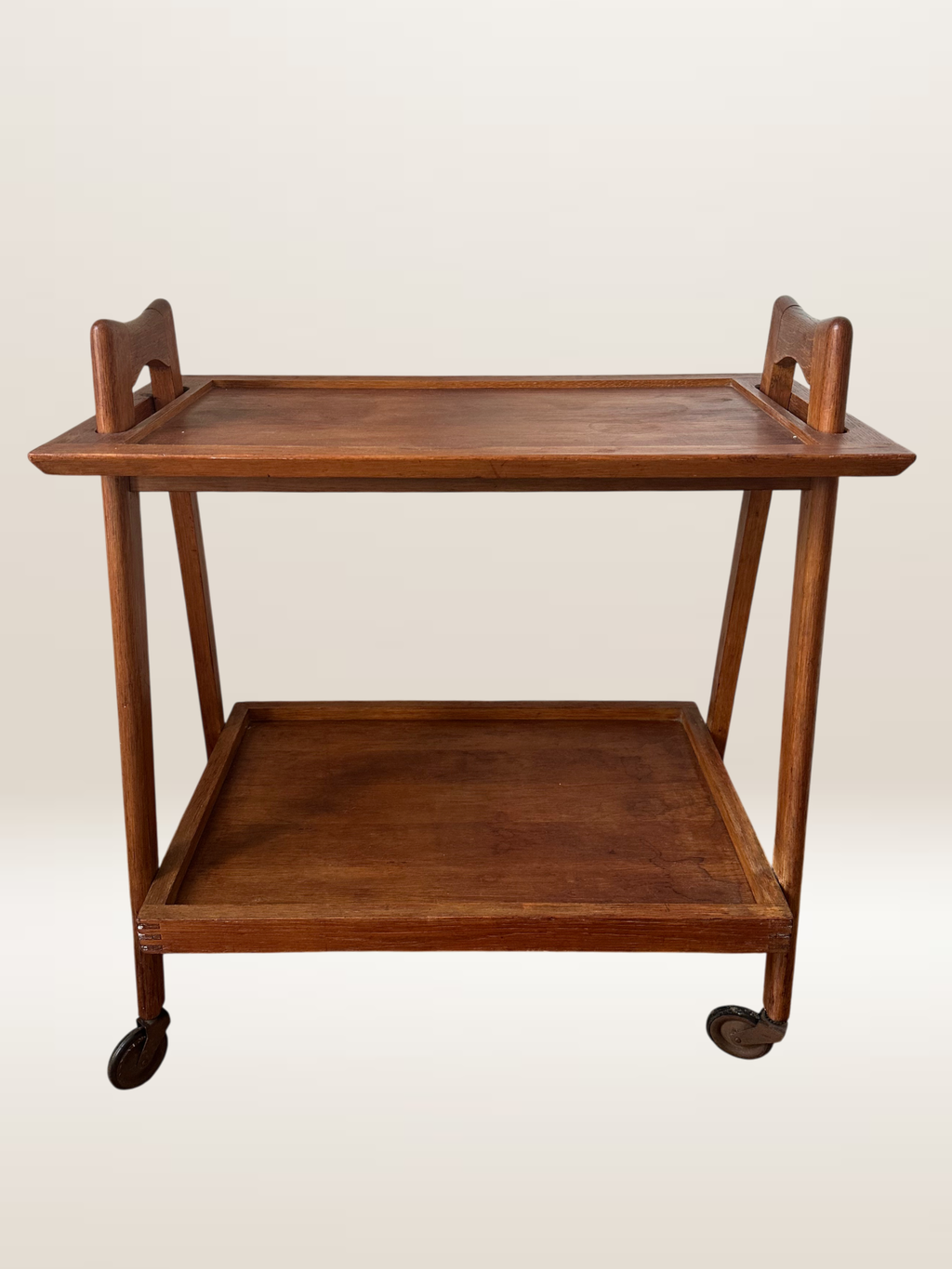 Desserte roulante scandinave en teck