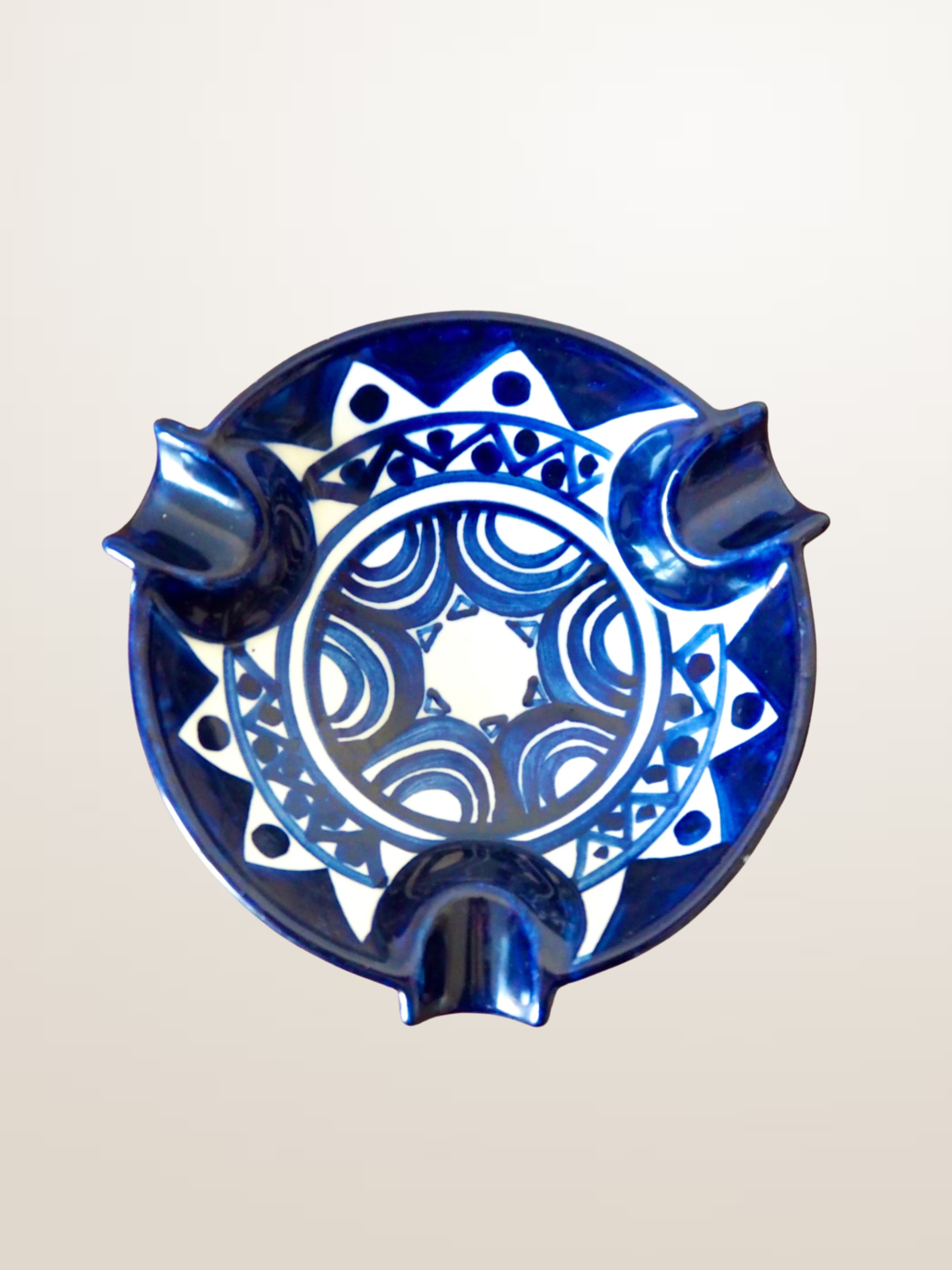 Cendrier en faïence émaillée Saint-Jean-de-Bretagne