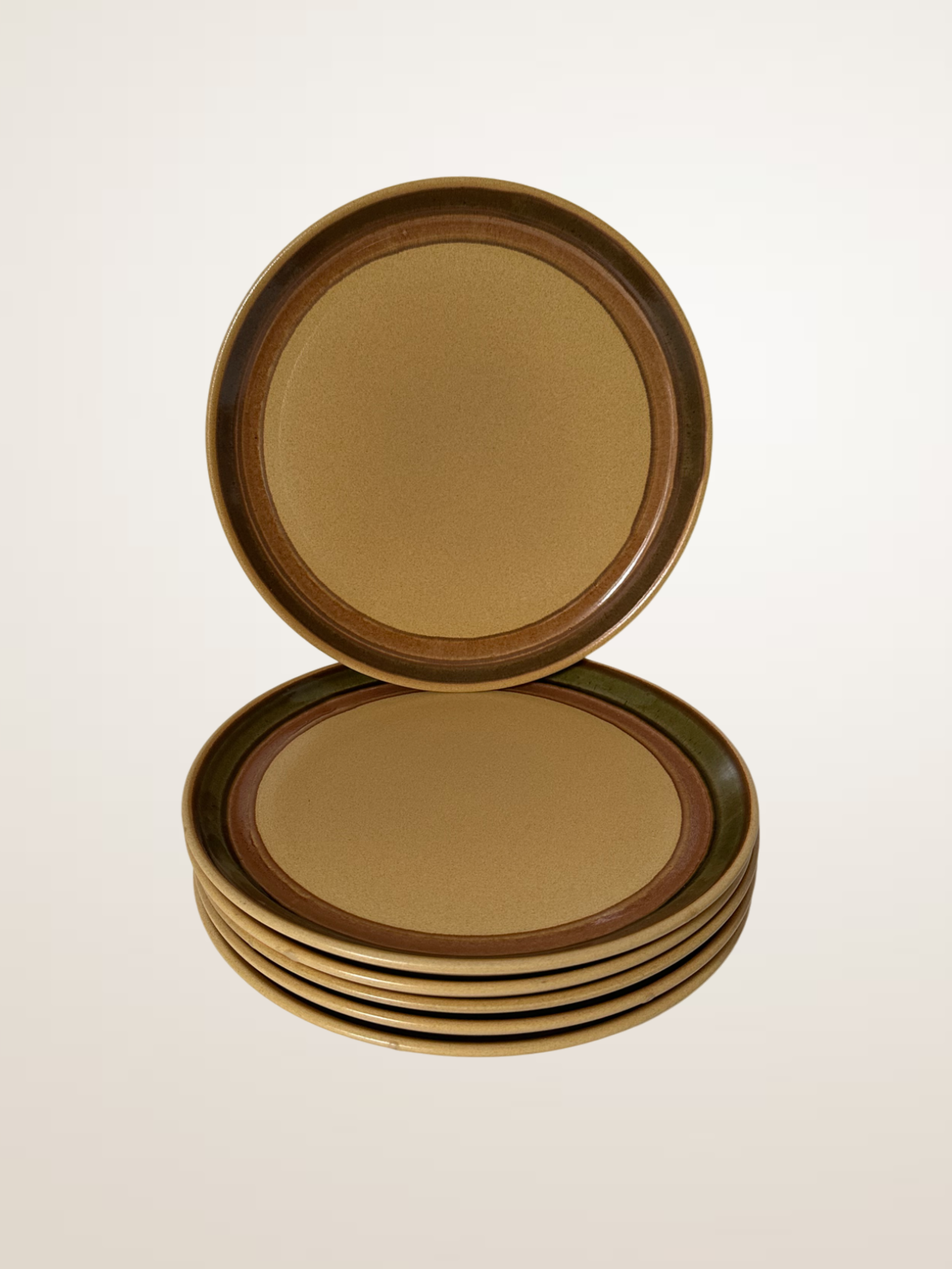 Set de six assiettes à dessert en grès émaillé