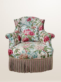 Fauteuil crapaud style Napoléon III, tissu fleuri avec coussin