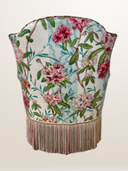 Fauteuil crapaud style Napoléon III, tissu fleuri avec coussin